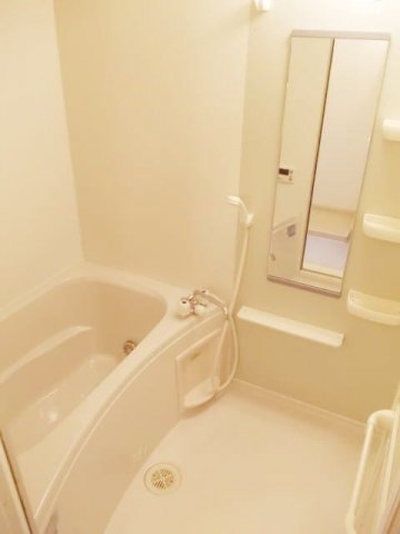 バス・シャワールーム　日々の暮らしに欠かせないお風呂です