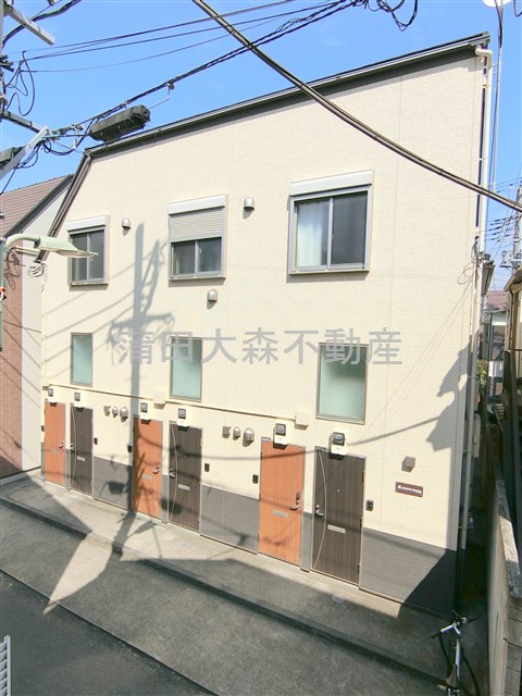 建物外観　2015年1月築　木造地上2階建て総戸数6戸の人気賃貸アパー