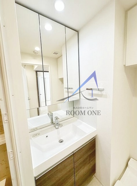 洗面設備　洗面台です。