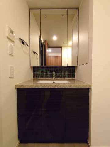 その他　コンフォリア新宿イーストサイドタワー