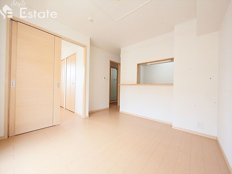 居室・リビング　内装