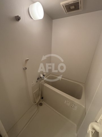 バス・シャワールーム　エムズプラザ今里弐番館　浴室