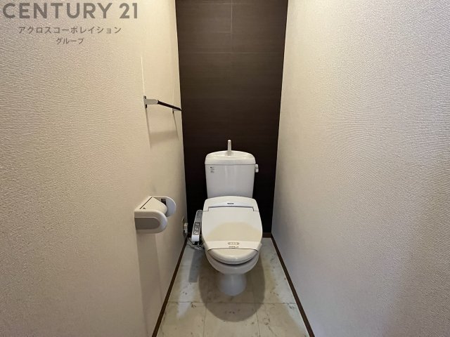 トイレ　温水洗浄便座付きのトイレです！