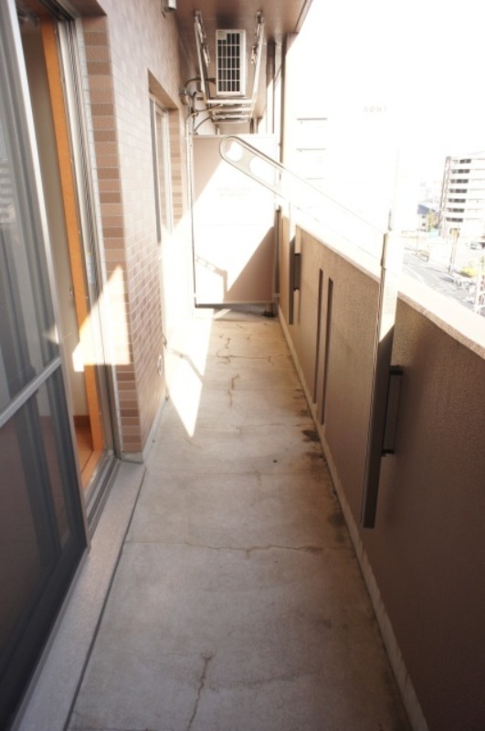 バルコニー　図面と現状に相違がある場合には現状を優先