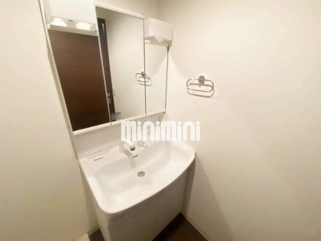 洗面設備　洗面台です。