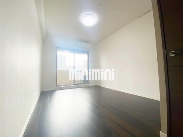 居室・リビング　明るい雰囲気のお部屋です。