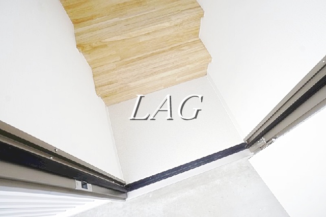 玄関　玄関です。