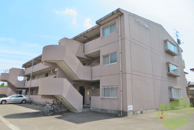 建物外観　名取市手倉田字諏訪「レジデンス手倉田１」