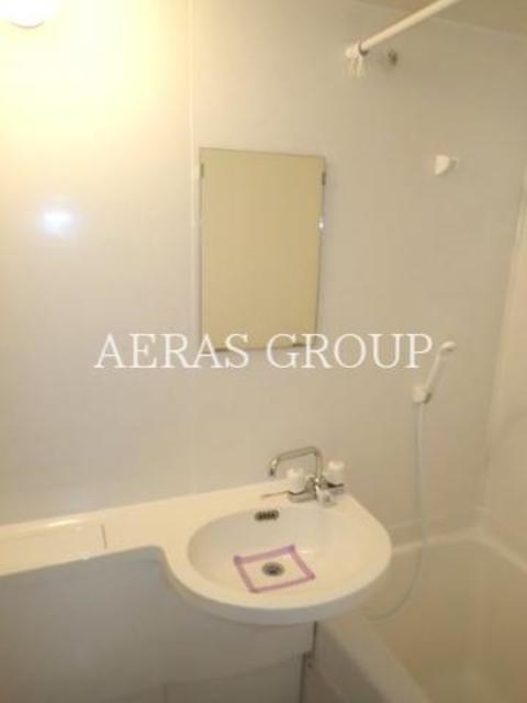 洗面設備　同仕様参考写真