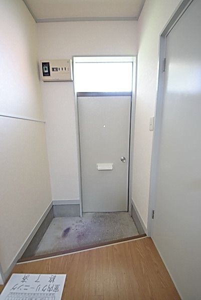 玄関　★お問い合わせはタウンハウジングまで★