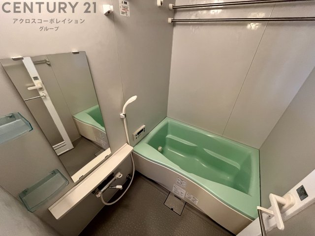 バス・シャワールーム　便利な浴室乾燥機付き♪