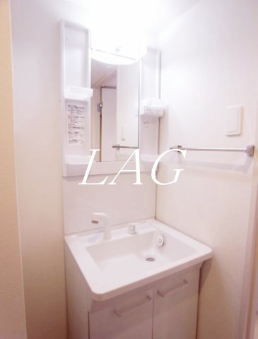 洗面設備　洗面台です。