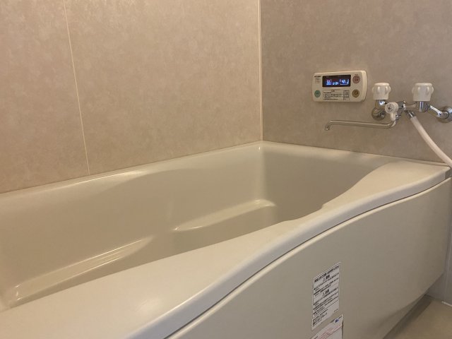 バス・シャワールーム　きれいなお風呂です