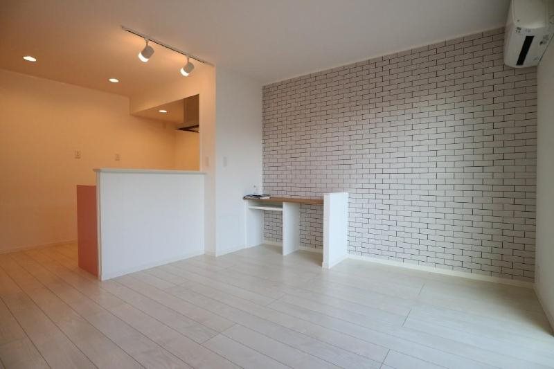 居室・リビング　賃貸物件ならトーマスリビング原田店へ