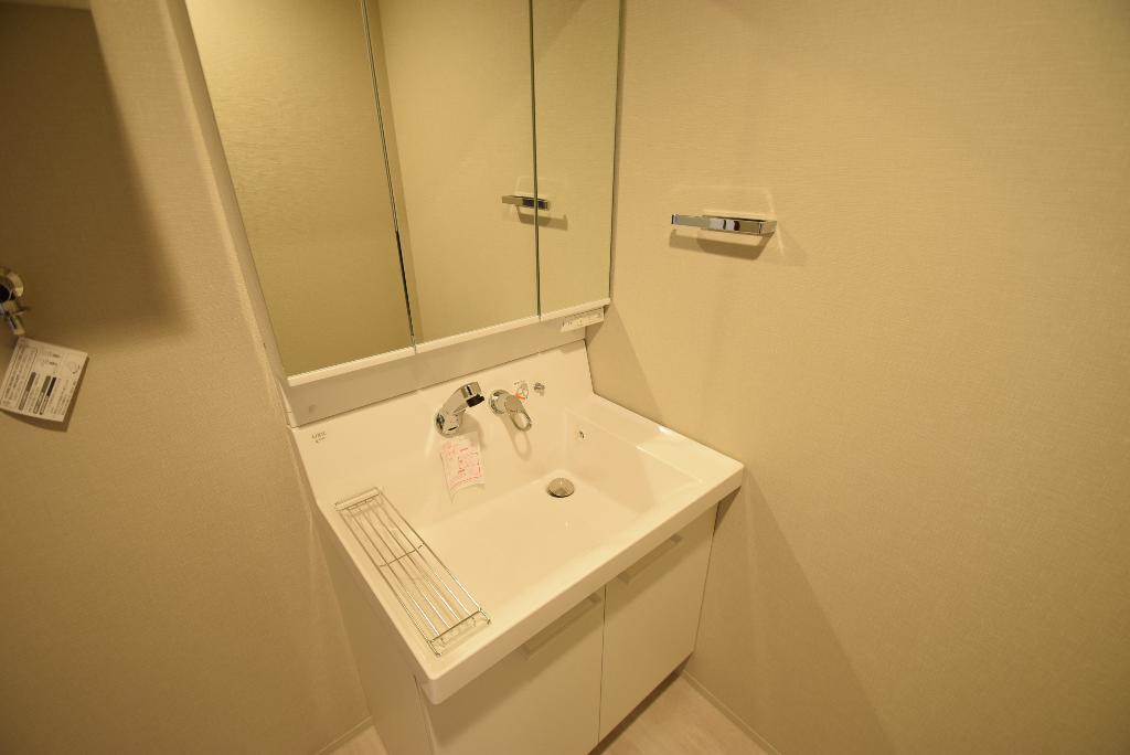 洗面設備　洗髪洗面化粧台