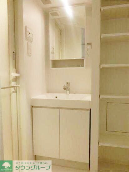 洗面設備　お部屋探しは株式会社　タウンハウジング　までお気軽にお問合…