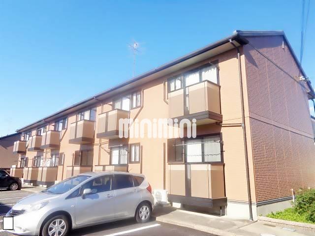 建物外観　南向きで陽光が射し込み明るい物件ですよ