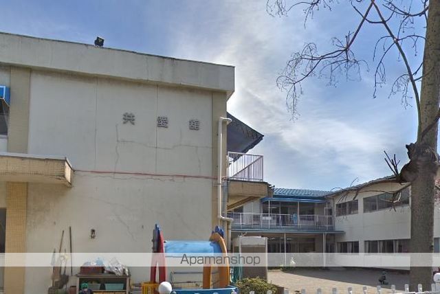 幼稚園・保育園　共愛館保育園（幼稚園・保育園）まで977m