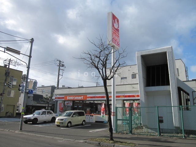 コンビニ　セイコーマート北31条店（コンビニ）まで148m