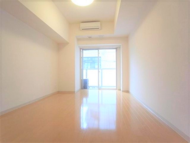 居室・リビング　※別部屋参考写真