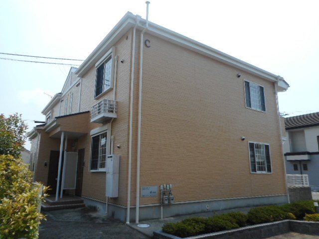 建物外観　落ち着いた雰囲気の外観です