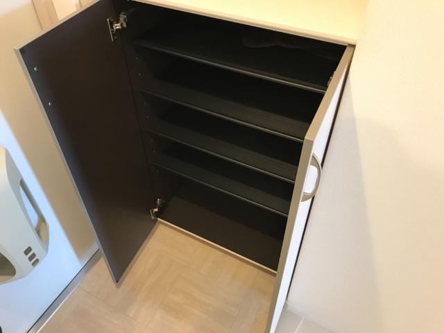 収納　下駄箱