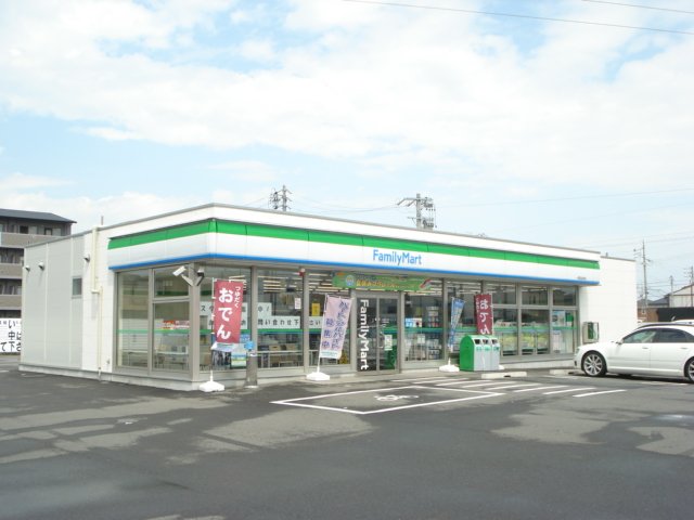 その他　ファミリーマート一宮伝法寺店（その他）まで921m