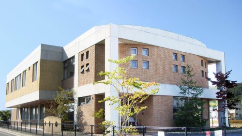 病院　医療法人山内産婦人科クリニック（病院）まで537m