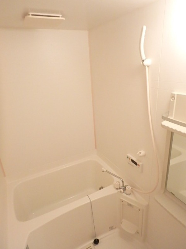 バス・シャワールーム　図面と現状に相違がある場合には現状を優先