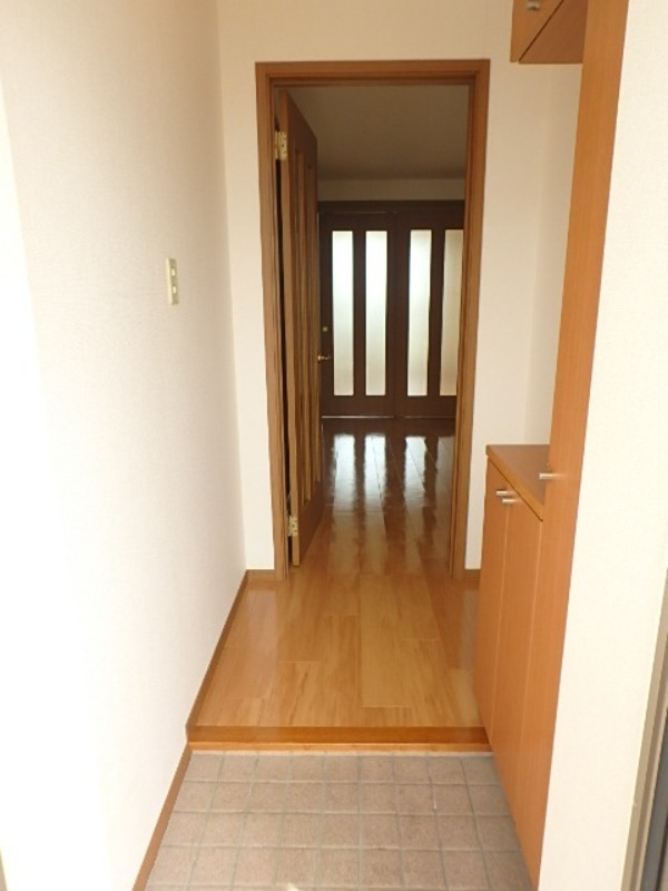 玄関　図面と現状に相違がある場合には現状を優先