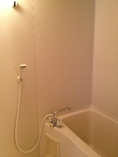 バス・シャワールーム　バス・トイレ別のセパレートタイプ