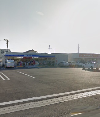 コンビニ　ローソン四日市赤堀一丁目店（コンビニ）まで382m