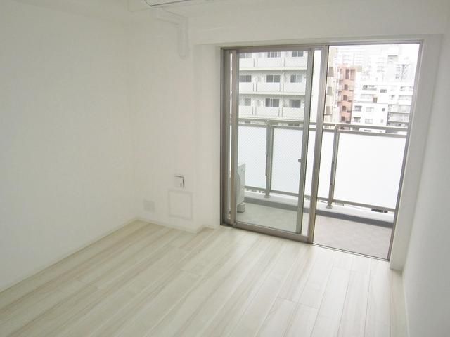 居室・リビング　★キレイな洋室★