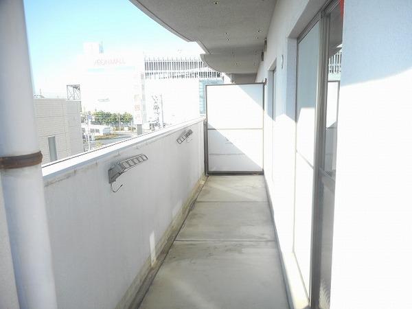 バルコニー　日当たり良好！