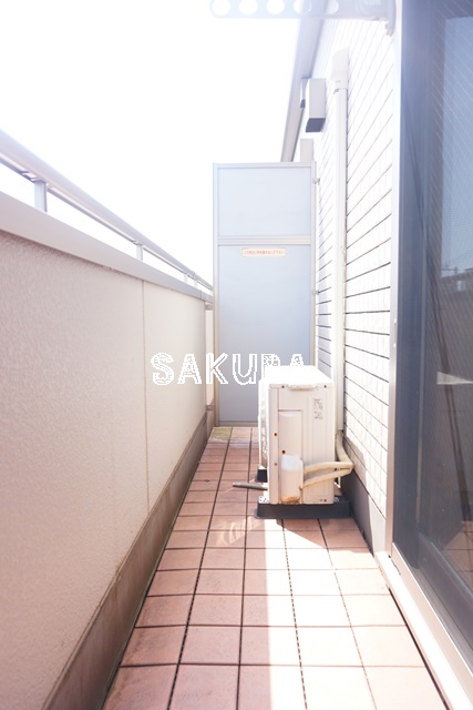 バルコニー　暖かな日差しのふりそそぐバルコニー♪