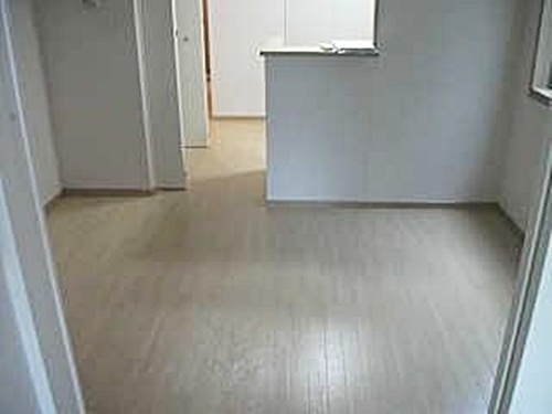 居室・リビング　使いやすい形の為、レイアウトを楽しめます♪