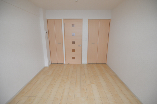 居室・リビング　同マンションの他のお部屋の写真です