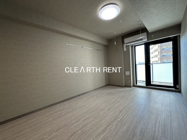 居室・リビング　同タイプ別住戸写真となります。現況と異なる場合がございます。