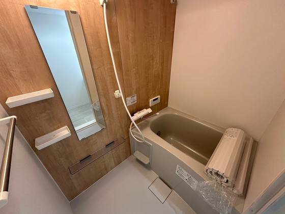 バス・シャワールーム　※別部屋の写真です