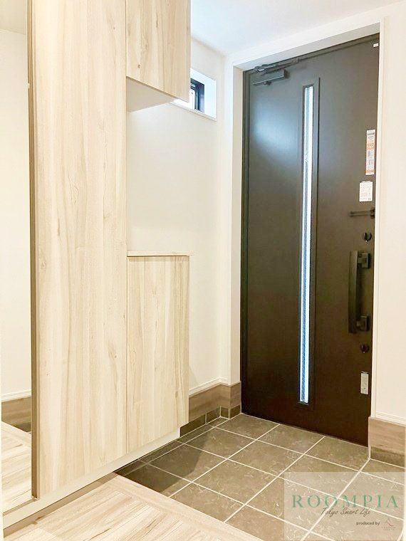 玄関　物件画像