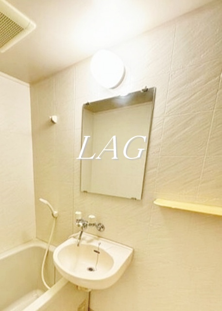 洗面設備　洗面台です。