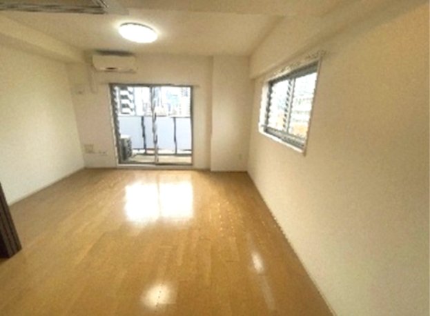 居室・リビング　※同タイプの部屋のお写真です