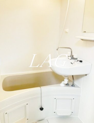 バス・シャワールーム　お風呂です。