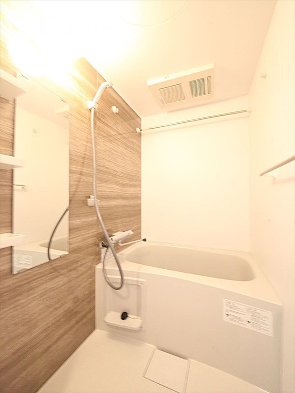 バス・シャワールーム　バスルーム