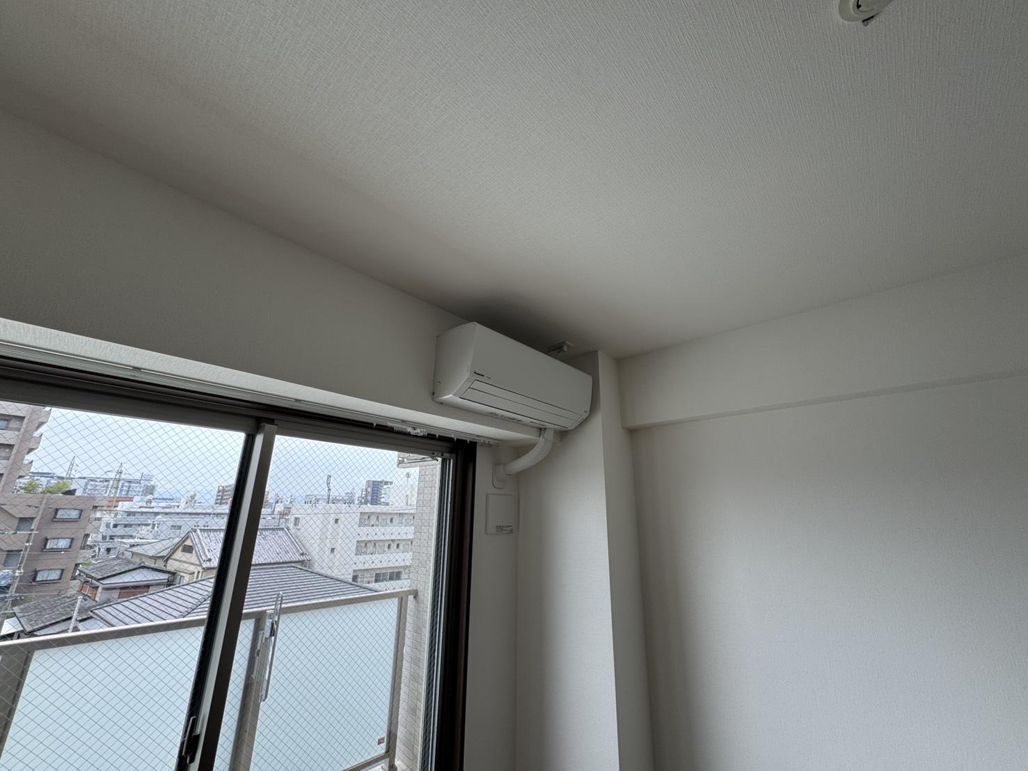 トイレ　203号室の写真を使用しています。