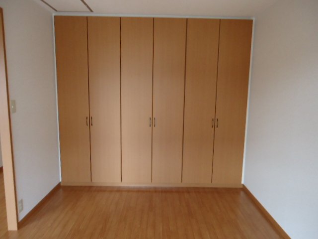 その他部屋・スペース　洋室(1)クローセット（イメージ）