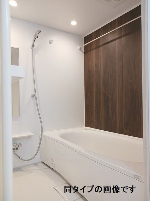 バス・シャワールーム　同施工参考画像