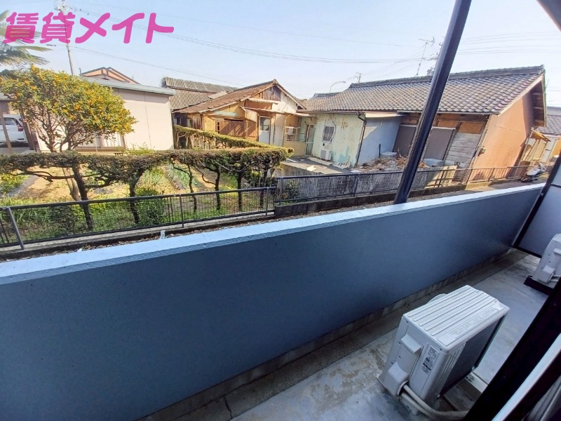 バルコニー　同タイプ部屋写真です。