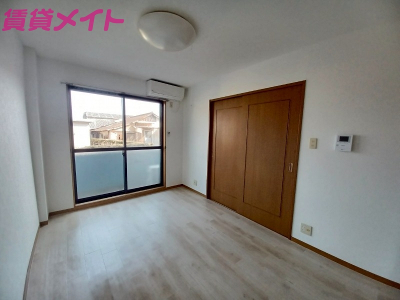 居室・リビング　同タイプ部屋写真です。