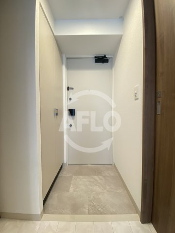 玄関　エステムコート大阪・弁天町　玄関